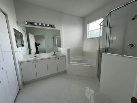 9363 SW 219th Street Cutler Bay FL 33190