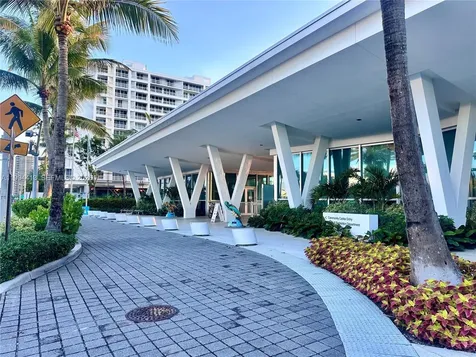 9225 Collins Avenue Surfside FL 33154