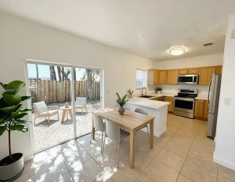 22569 SW 89th Place Cutler Bay FL 33190