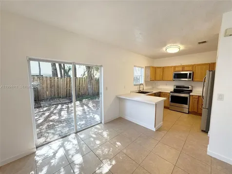 22569 SW 89th Place Cutler Bay FL 33190