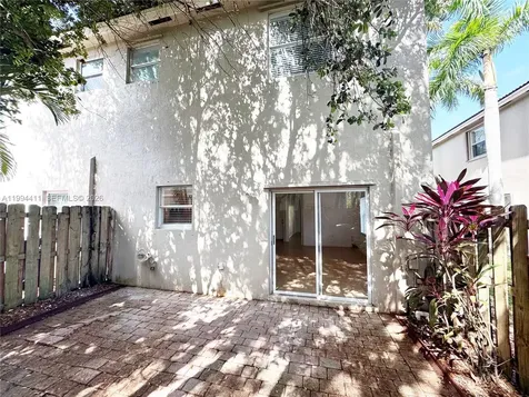 22569 SW 89th Place Cutler Bay FL 33190