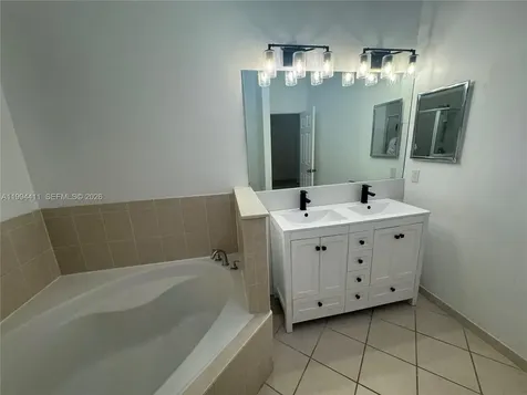 22569 SW 89th Place Cutler Bay FL 33190