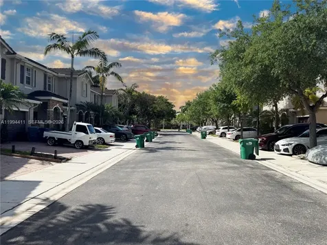 22569 SW 89th Place Cutler Bay FL 33190