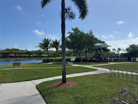 22569 SW 89th Place Cutler Bay FL 33190