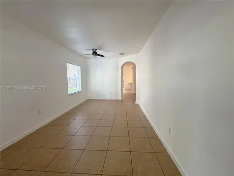 22569 SW 89th Place Cutler Bay FL 33190