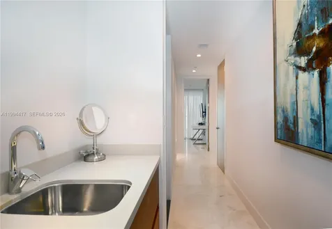 1100 Biscayne Boulevard Miami FL 33132