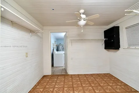 3381 Edgewood Avenue Fort Myers FL 33916