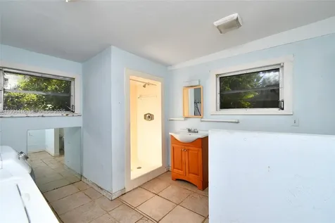 3381 Edgewood Avenue Fort Myers FL 33916