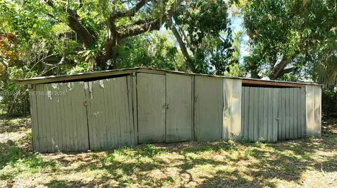 3381 Edgewood Avenue Fort Myers FL 33916