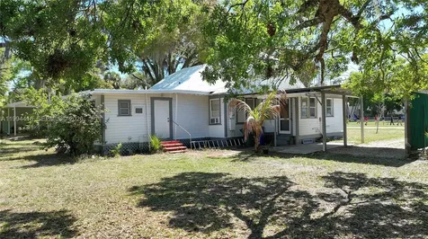 3381 Edgewood Avenue Fort Myers FL 33916