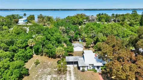 3381 Edgewood Avenue Fort Myers FL 33916