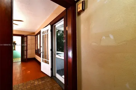3381 Edgewood Avenue Fort Myers FL 33916