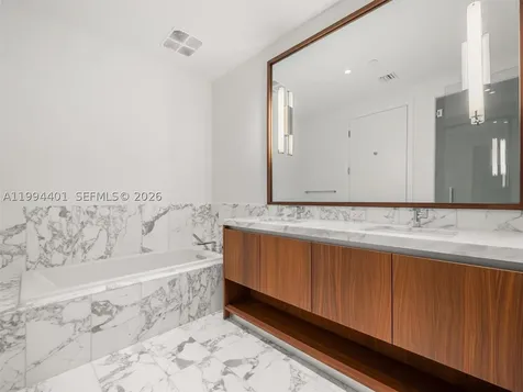175 SE 25th Road Miami FL 33129