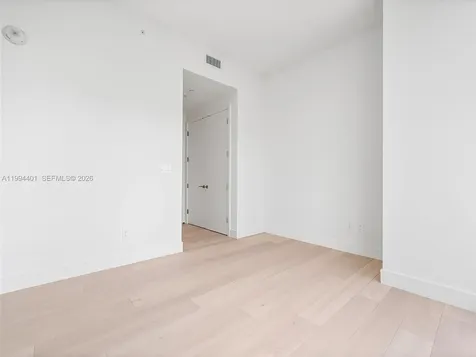 175 SE 25th Road Miami FL 33129
