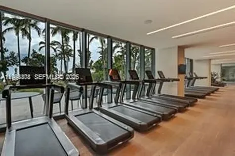 650 NE 32nd Street Miami FL 33137