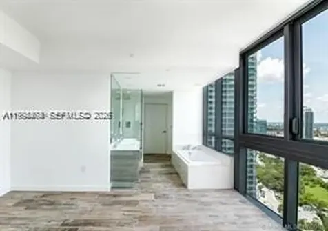 650 NE 32nd Street Miami FL 33137