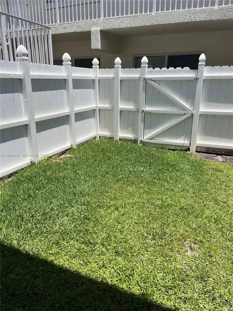 1878 NE 46th Street Fort Lauderdale FL 33308