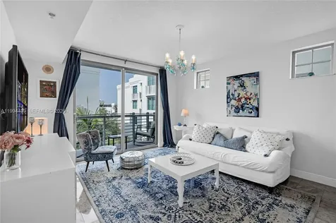 110 Washington Avenue Miami Beach FL 33139
