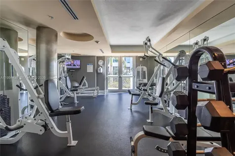 110 Washington Avenue Miami Beach FL 33139