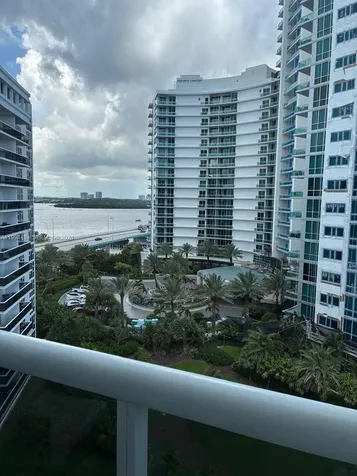 10275 Collins Avenue Bal Harbour FL 33154