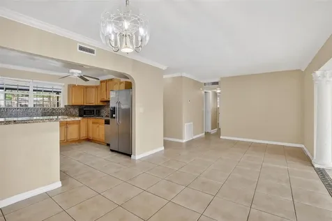6842 NW 15th Street Plantation FL 33313