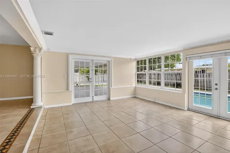6842 NW 15th Street Plantation FL 33313
