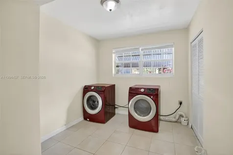 6842 NW 15th Street Plantation FL 33313