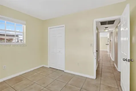 6842 NW 15th Street Plantation FL 33313