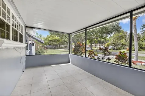 6842 NW 15th Street Plantation FL 33313