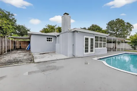 6842 NW 15th Street Plantation FL 33313