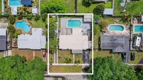 6842 NW 15th Street Plantation FL 33313