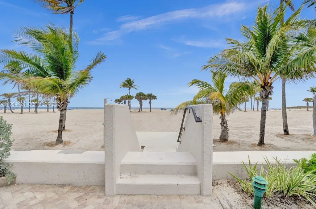 1578 S Ocean Lane Fort Lauderdale FL 33316