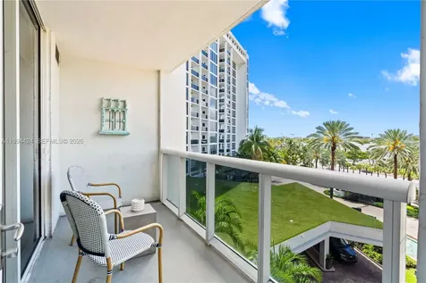 10275 Collins Avenue Bal Harbour FL 33154