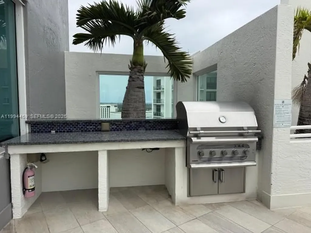 350 SE 2nd Street Fort Lauderdale FL 33301