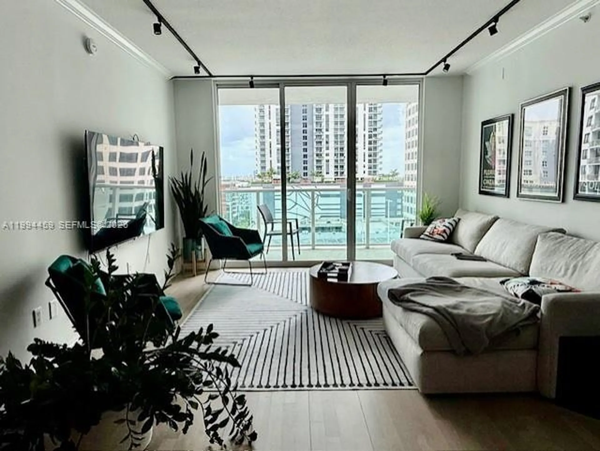 350 SE 2nd Street Fort Lauderdale FL 33301