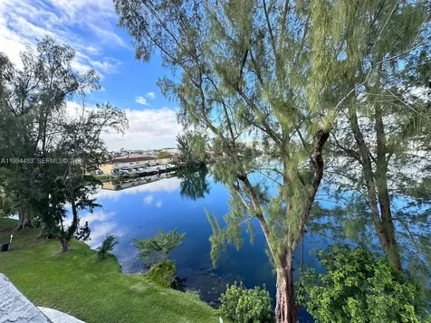 10000 NW 80th Court Hialeah Gardens FL 33016
