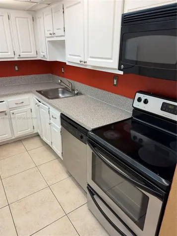 1805 Sans Souci Boulevard North Miami FL 33181