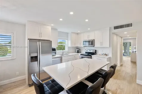 72 Monaco B Delray Beach FL 33446