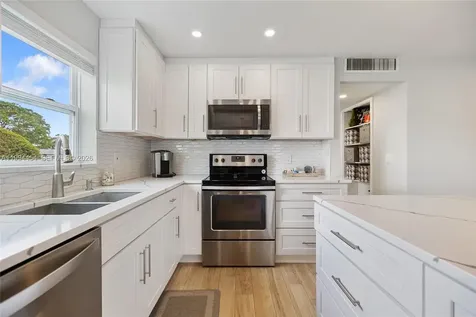 72 Monaco B Delray Beach FL 33446