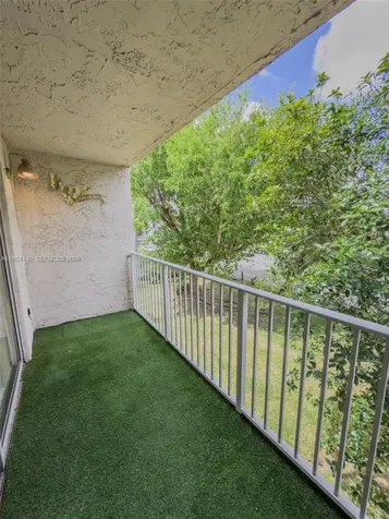 8411 NW 8th Street Miami FL 33126