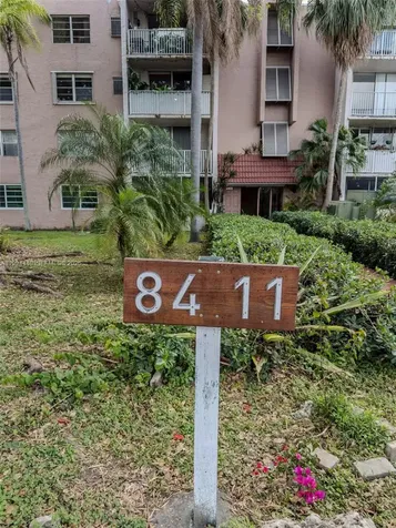 8411 NW 8th Street Miami FL 33126