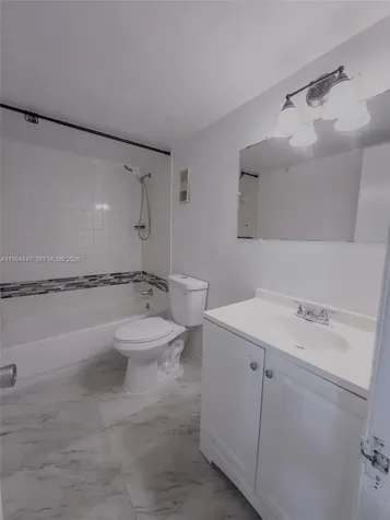 8411 NW 8th Street Miami FL 33126