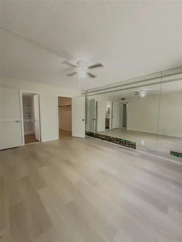 8411 NW 8th Street Miami FL 33126