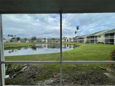 2829 N Course Drive Pompano Beach FL 33069