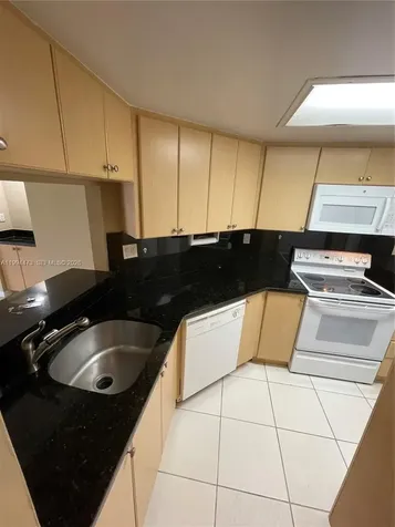 2829 N Course Drive Pompano Beach FL 33069