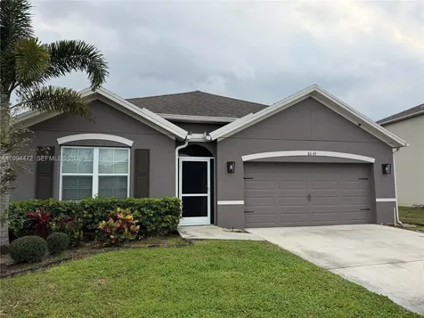 8649 Cobblestone Drive Fort Pierce FL 34945