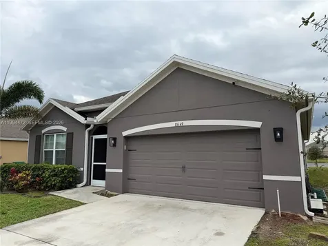 8649 Cobblestone Drive Fort Pierce FL 34945