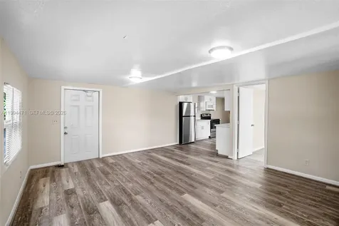 212 SW 11th Street Dania Beach FL 33004