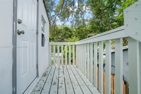 212 SW 11th Street Dania Beach FL 33004