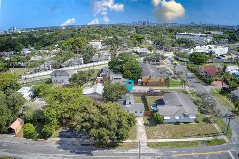 212 SW 11th Street Dania Beach FL 33004